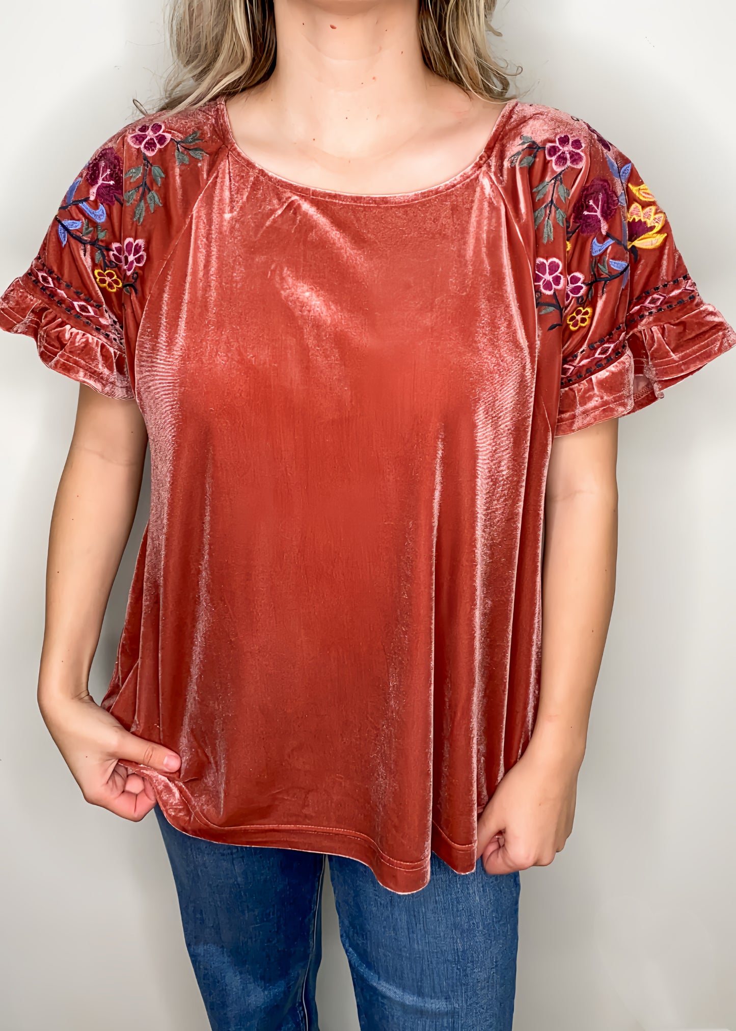 Garden Dreams Rose Velvet Top